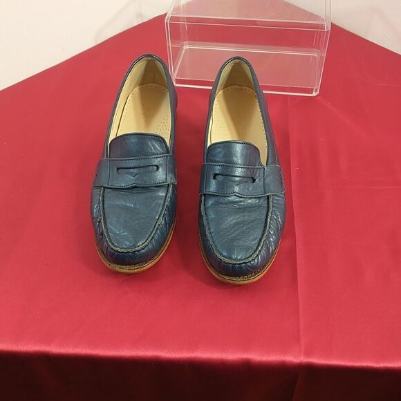 COLE HAAN Women's SZ 10.5 B ALEXA PENNY MOC II D41474. Condition is Pre-owned. - Picture 8 of 8